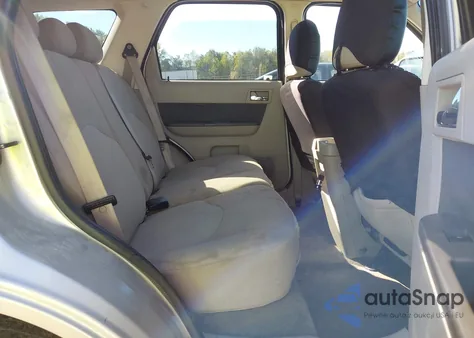 2009 Mercury Mariner V6 from USA, damaged, VIN 4M2CU81G29KJ16002